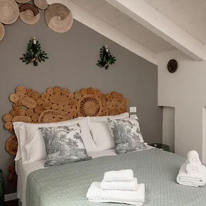 https://l8-boutique-design-apartments.emilia-romagnahotels.net