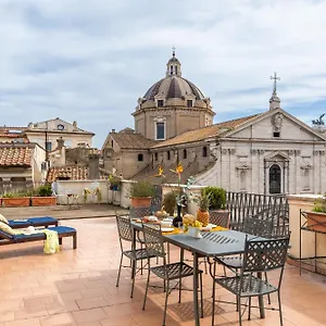  Apartment Penthouse Capitol